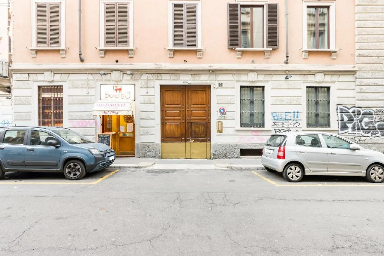 Cosy Studio Brera & Moscova! Milan Apartment